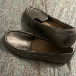 Vionic Flats - Size 7 - GUC - Rose Gold